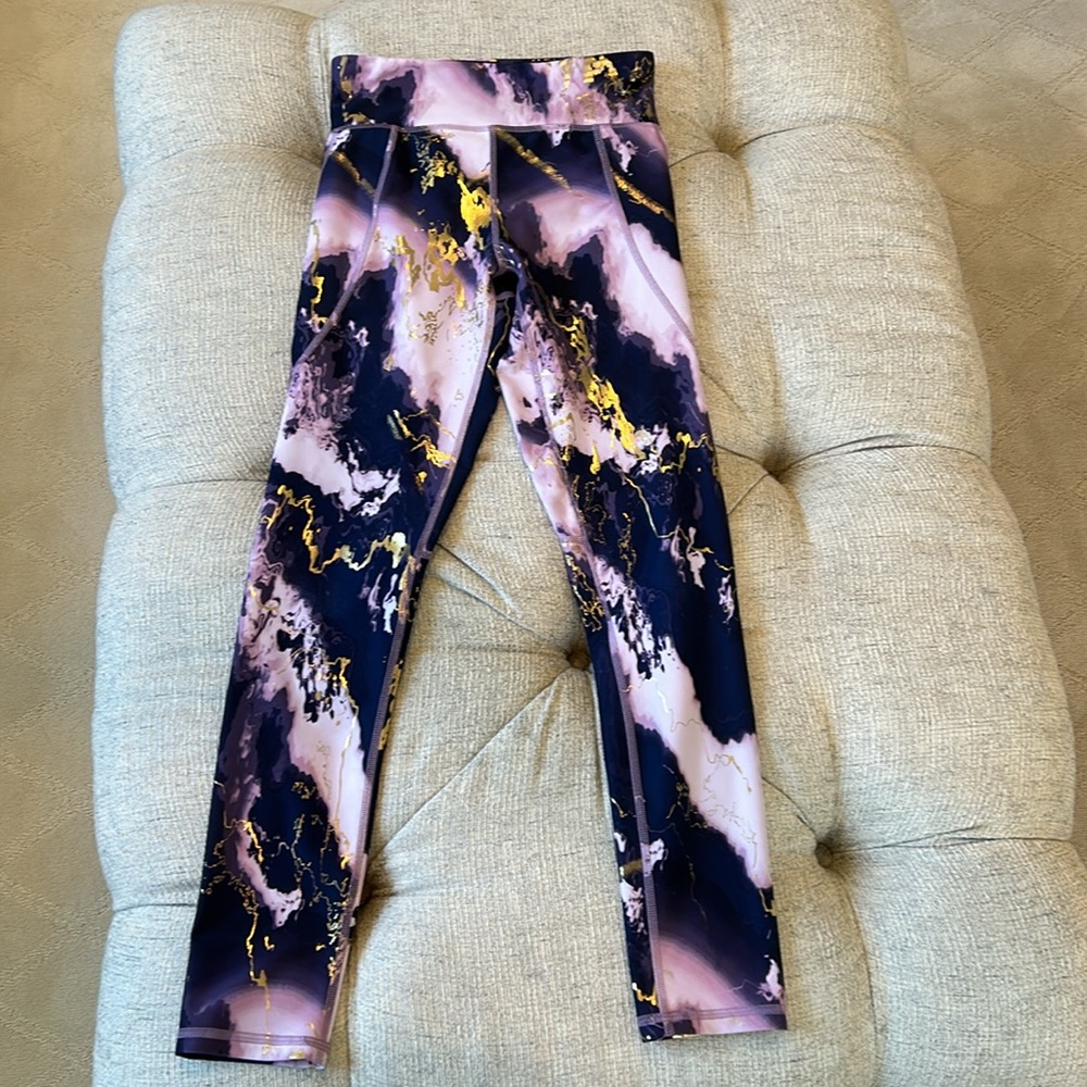 Yoga sports bra tank top and matching pants - Picture 6 of 9